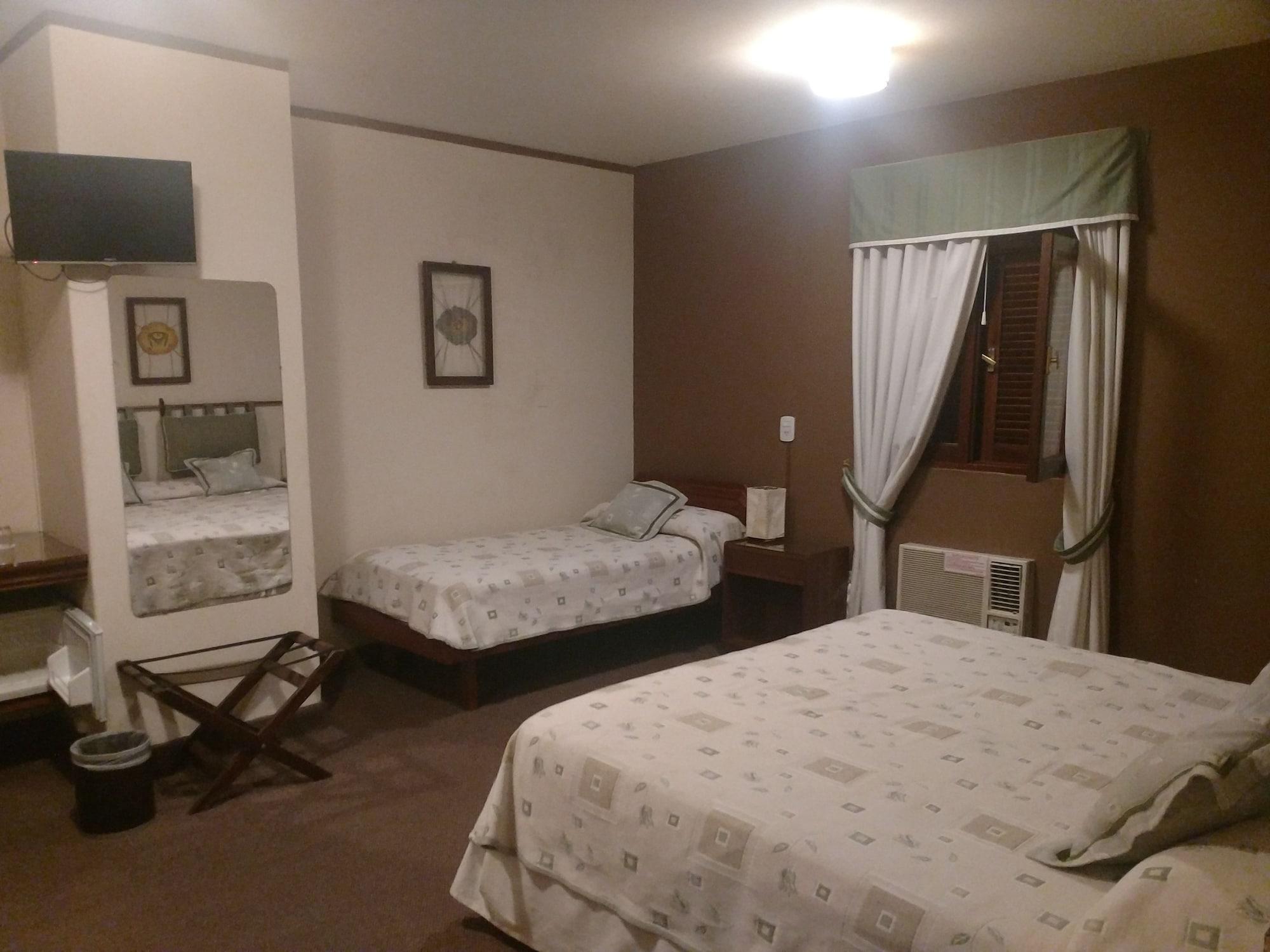 Hotel Shauard Сальта Экстерьер фото